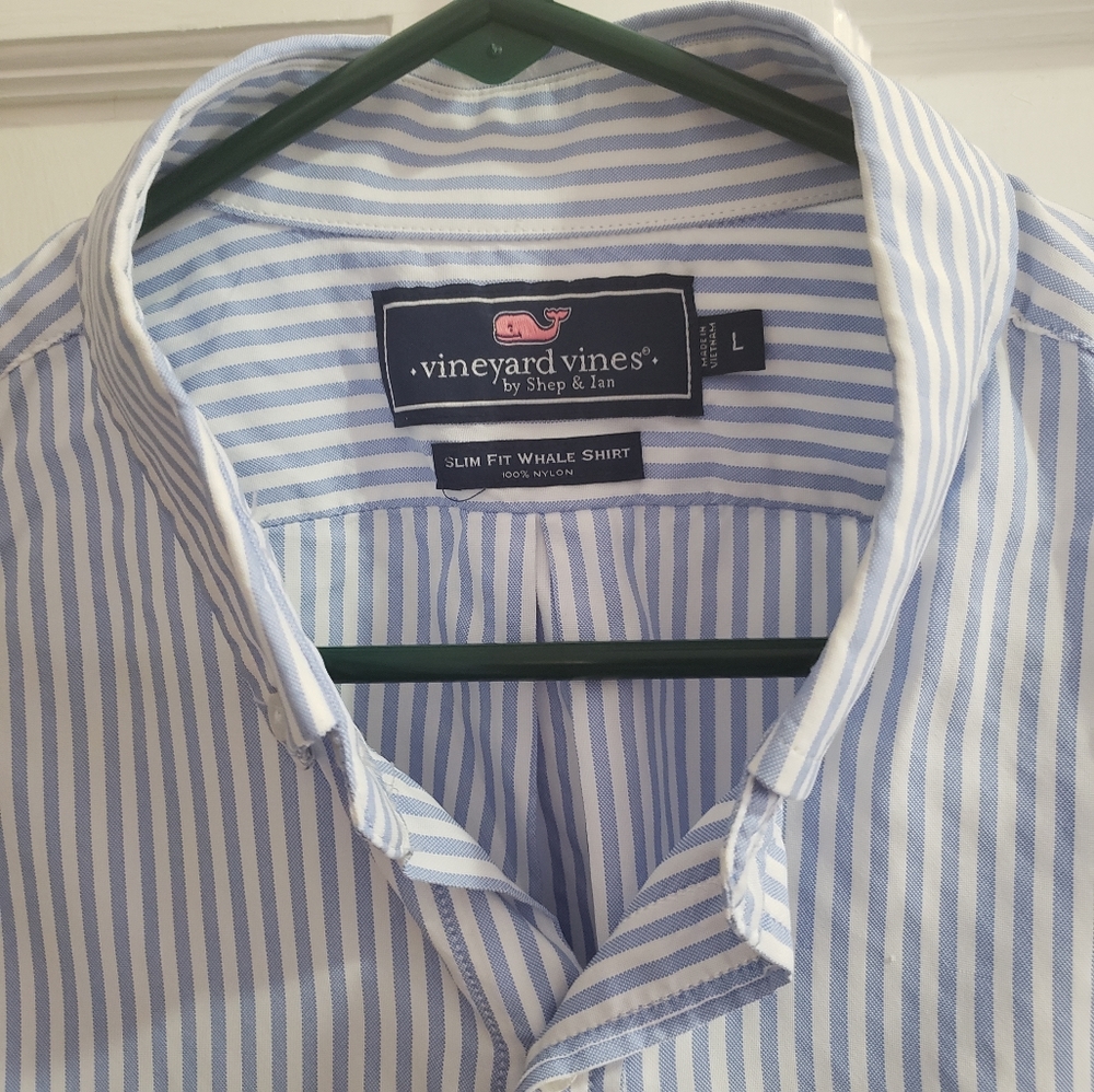 Vineyard Vines mens shirt